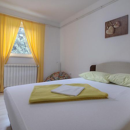 Apartments & Rooms Josephine Senj  Εξωτερικό φωτογραφία