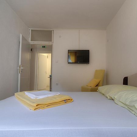 Apartments & Rooms Josephine Senj  Εξωτερικό φωτογραφία