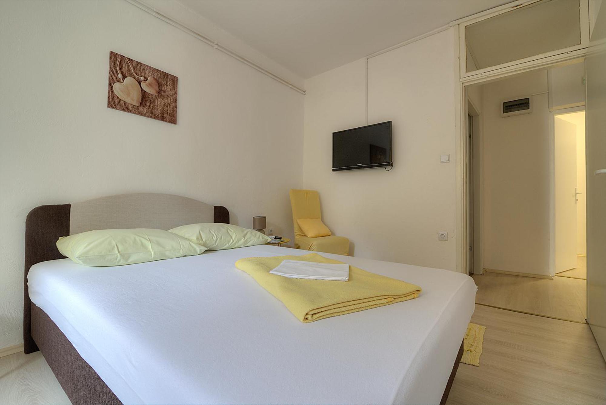 Apartments & Rooms Josephine Senj  Εξωτερικό φωτογραφία