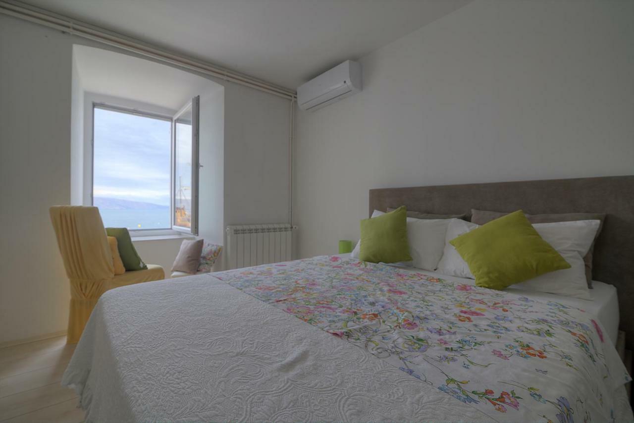 Apartments & Rooms Josephine Senj  Εξωτερικό φωτογραφία