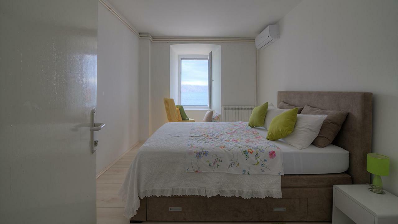 Apartments & Rooms Josephine Senj  Εξωτερικό φωτογραφία