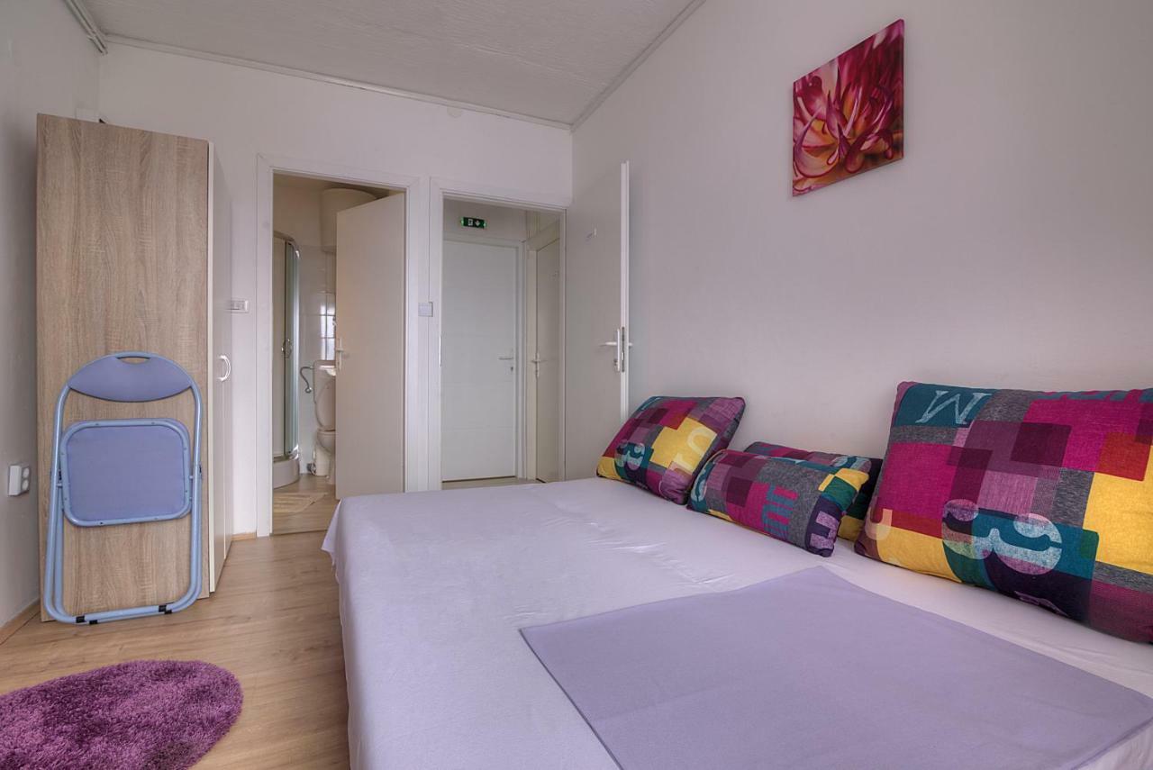 Apartments & Rooms Josephine Senj  Εξωτερικό φωτογραφία